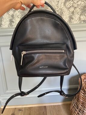 Matt & Nat Black Mini Dome Backpack
